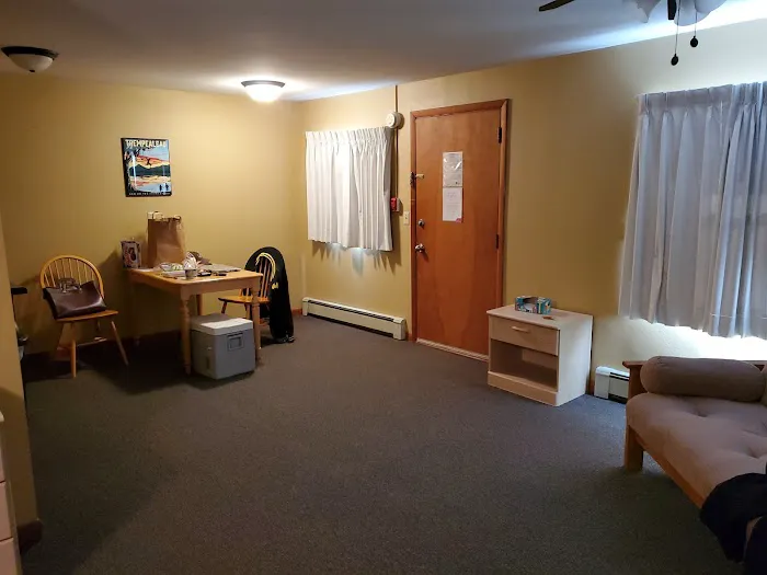 Little Bluff Inn 4