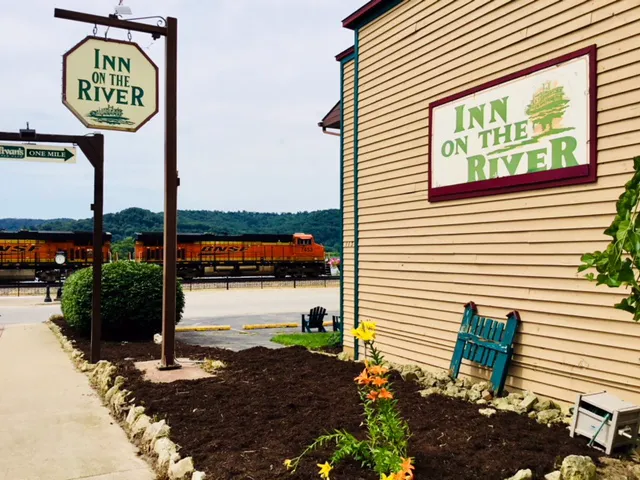 Inn On the River 4