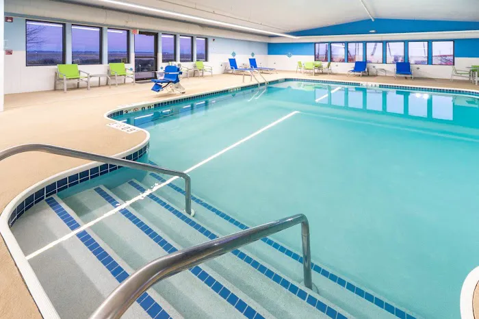 Holiday Inn Express Rochelle by IHG 4