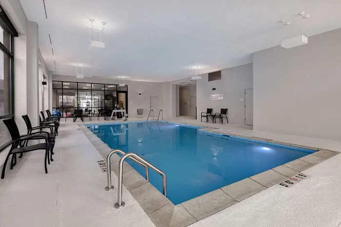 DoubleTree by Hilton Davenport 5