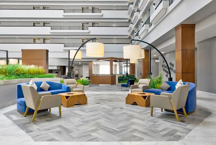 DoubleTree by Hilton Davenport 5
