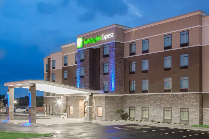 Holiday Inn Express Moline - Quad Cities by IHG 4