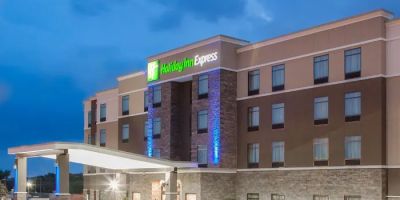 Holiday Inn Express Moline - Quad Cities by IHG
