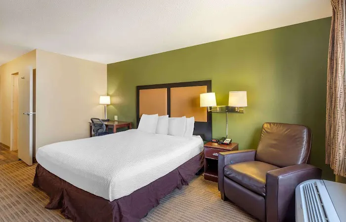Extended Stay America - Chicago - Woodfield Mall 4