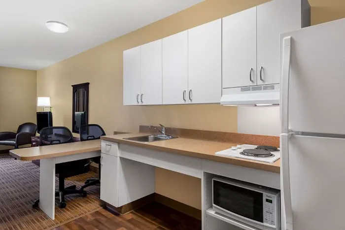 Extended Stay America - Chicago - Woodfield Mall 4