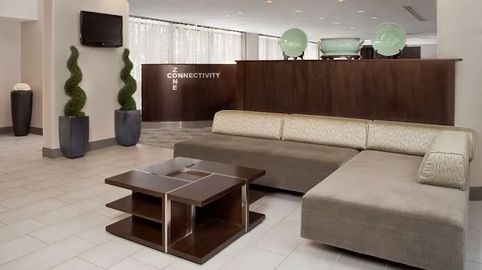 DoubleTree by Hilton Chicago Schaumburg 4