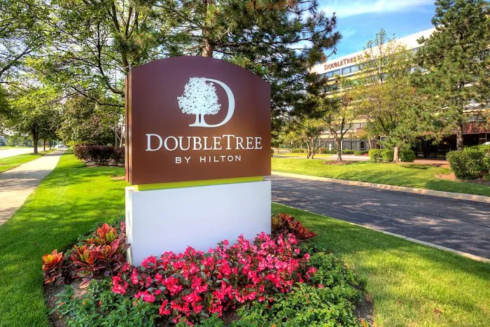 DoubleTree by Hilton Chicago Schaumburg 4