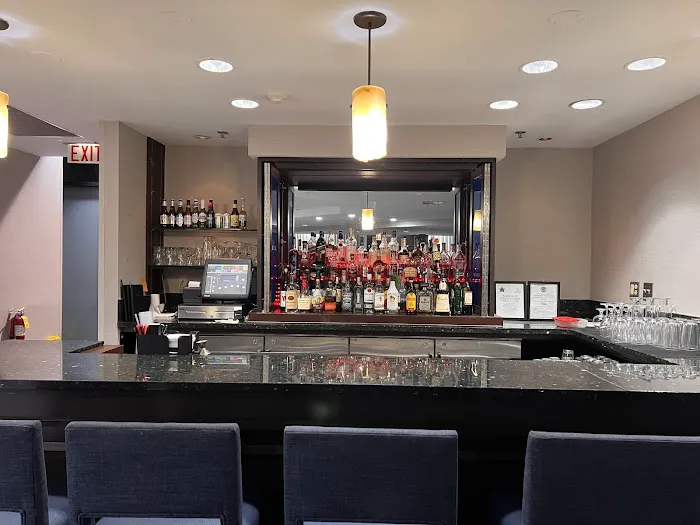DoubleTree by Hilton Chicago Schaumburg 4