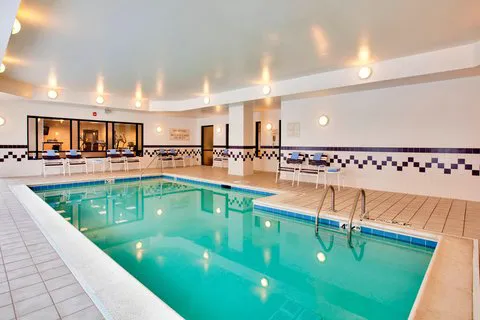 SpringHill Suites Chicago Schaumburg/Woodfield Mall 4
