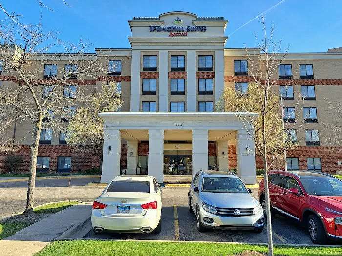 SpringHill Suites Chicago Schaumburg/Woodfield Mall 4