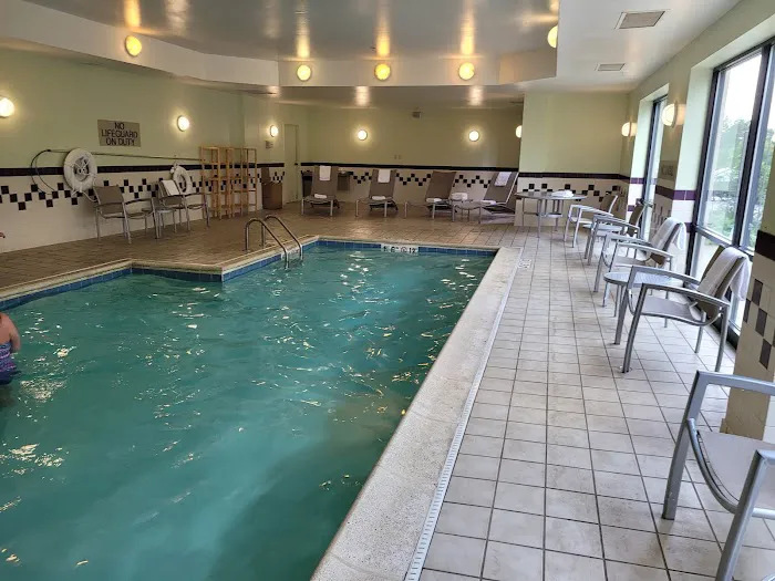 SpringHill Suites Chicago Schaumburg/Woodfield Mall 4