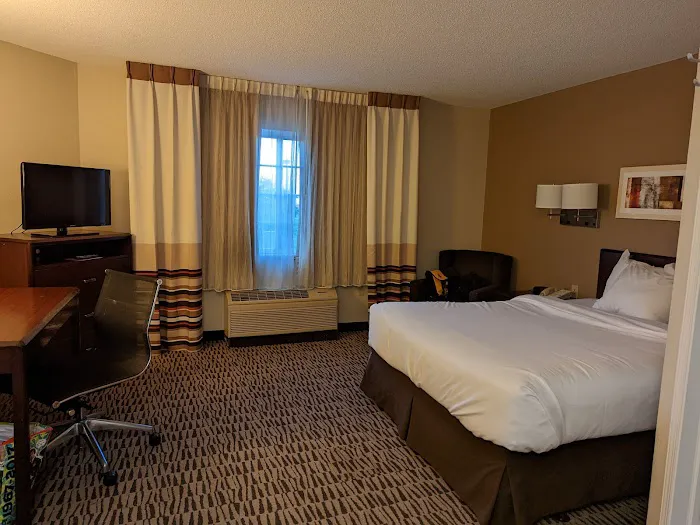 MainStay Suites Northbrook Wheeling 4