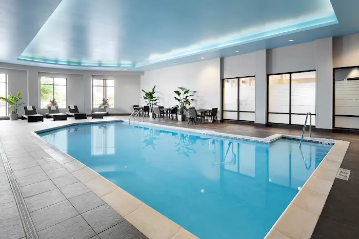 Hampton Inn & Suites Chicago/Mt. Prospect 4