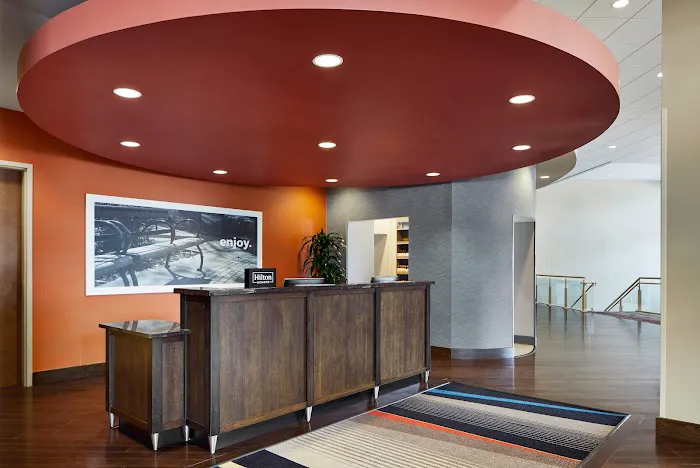 Hampton Inn & Suites Chicago/Mt. Prospect 4