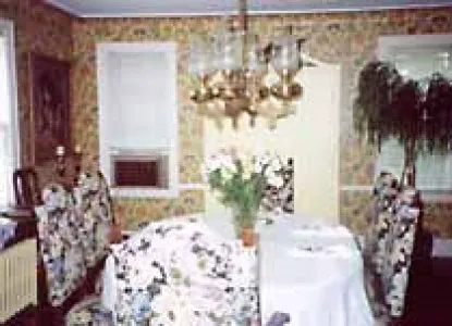 Ravinia Guest House Inc. 5