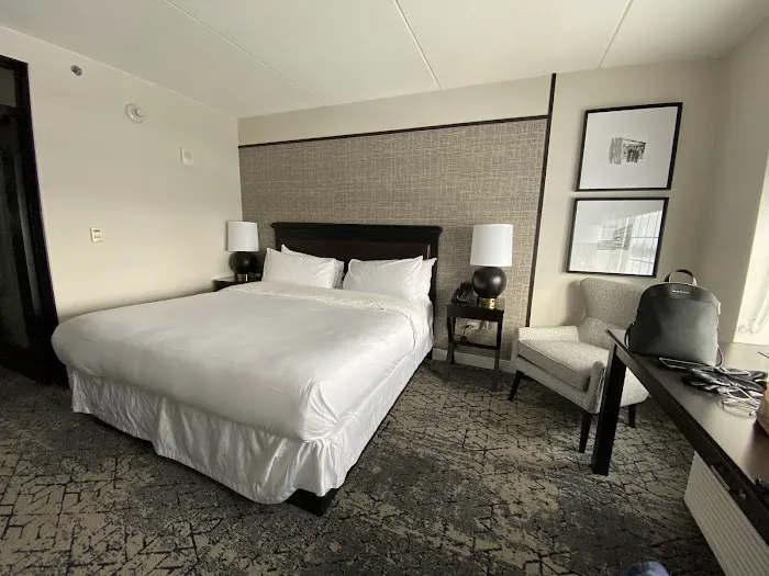 Sheraton Chicago Northbrook Hotel 4