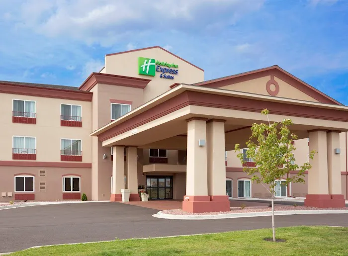 Holiday Inn Express & Suites Antigo by IHG 4