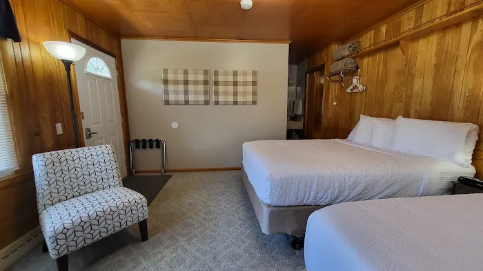 Northwoods Lodge 4