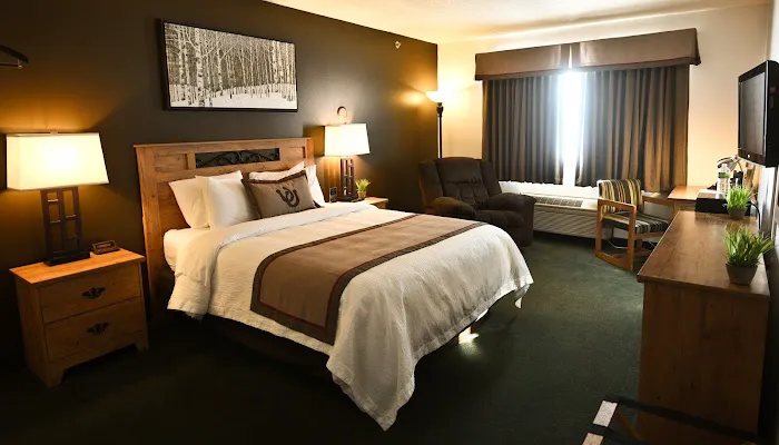 Draft Horse Inn and Suites 4
