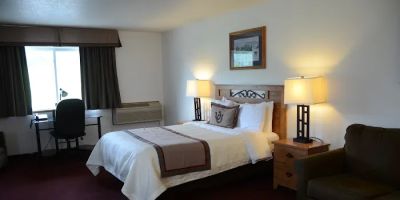 Draft Horse Inn and Suites