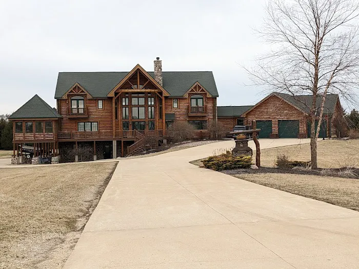 Baumgartner’s Backbone Lodge 4