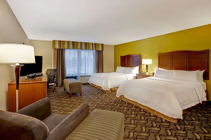 Hampton Inn - DeKalb (Near the University) 4
