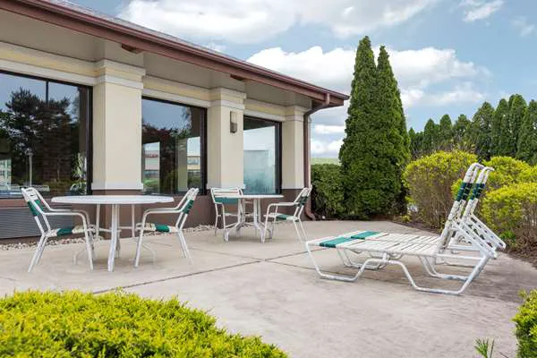Quality Inn Sycamore - DeKalb 4