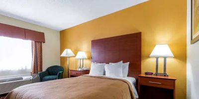 Quality Inn Sycamore - DeKalb