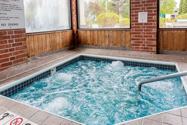 Quality Inn Sycamore - DeKalb 4