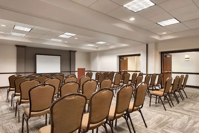 Hyatt Place Chicago/Schaumburg 4