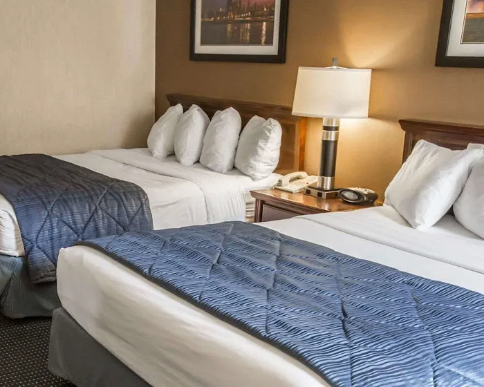 Quality Inn Schaumburg - Chicago near the Mall 4