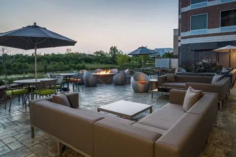 Fairfield Inn & Suites Chicago Schaumburg 4