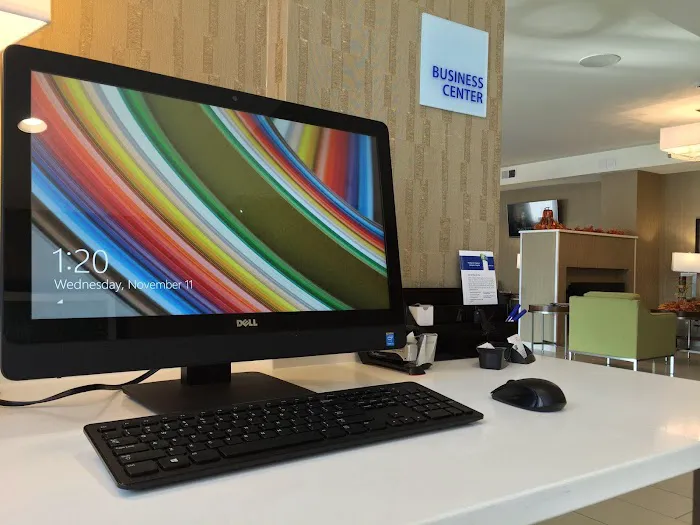 Holiday Inn Express Chicago NW - Arlington Heights by IHG 4