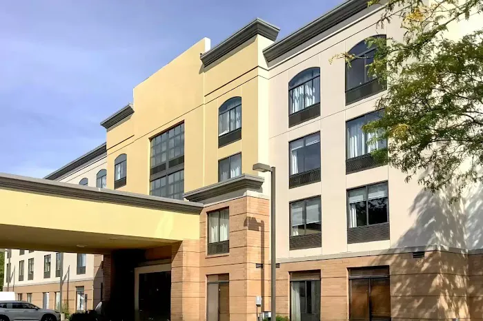Comfort Inn & Suites Arlington Heights - Schaumburg 4