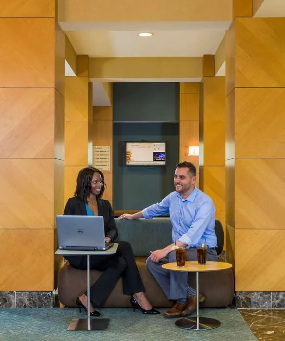 DoubleTree by Hilton Hotel Chicago - Arlington Heights 4