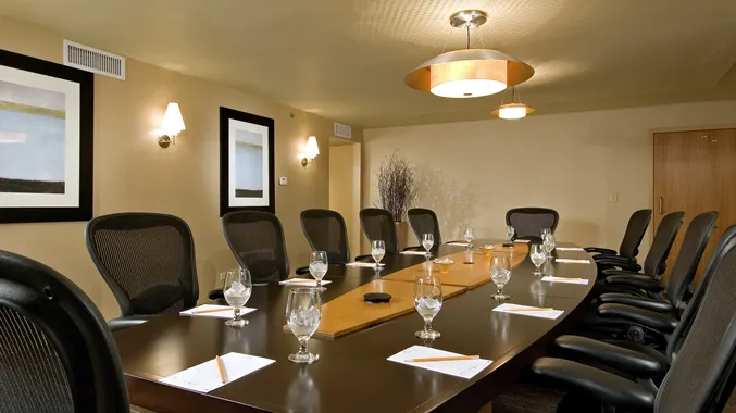 DoubleTree by Hilton Hotel Chicago - Arlington Heights 4