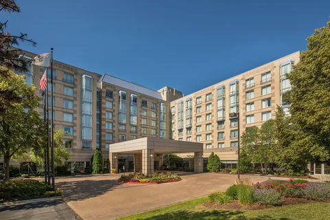 Sheraton Suites Chicago Elk Grove 4