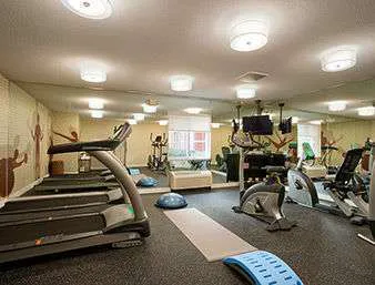 Hawthorn Suites by Wyndham Chicago Schaumburg 4