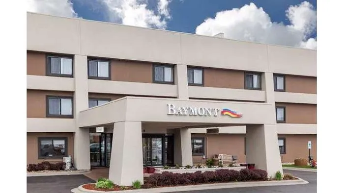 Baymont by Wyndham Glenview 4