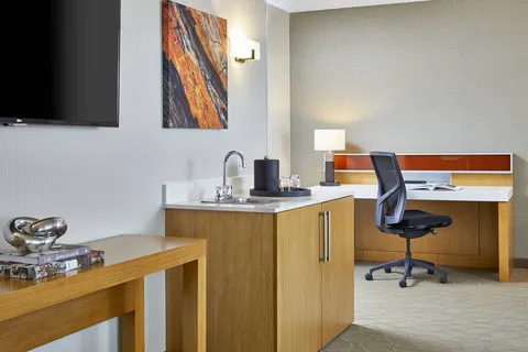 Renaissance Chicago Glenview Suites Hotel 4