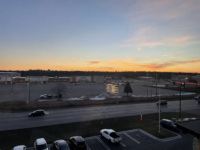 Holiday Inn Express Marinette, an IHG Hotel 4