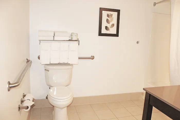 Independence Stay Hotel and Suites 4