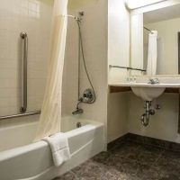 Quality Inn & Suites Marinette ico
