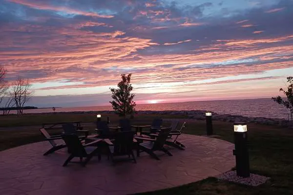 AmericInn by Wyndham Menominee 4