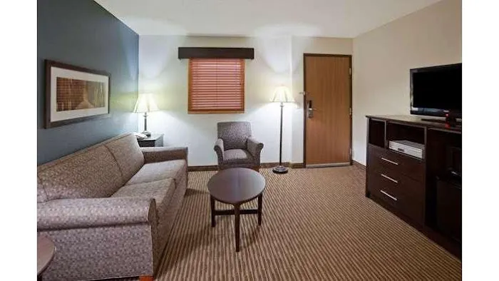 AmericInn by Wyndham Menominee 4