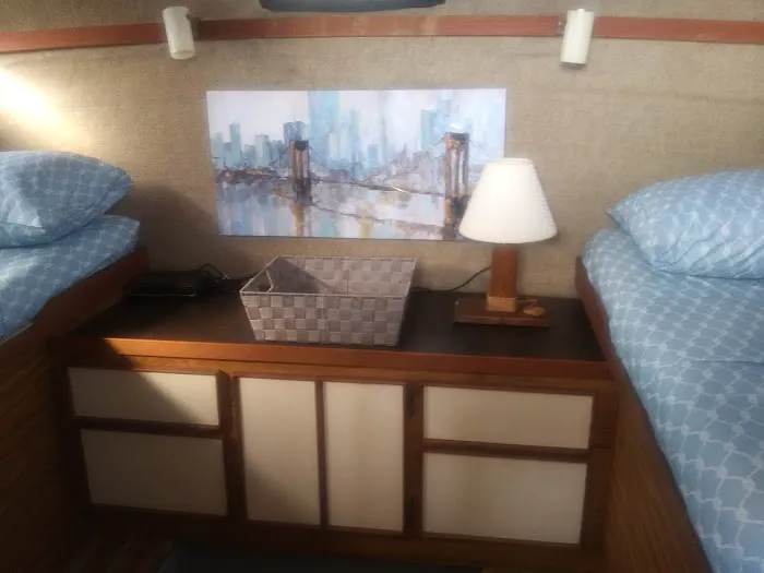 BOAT LODGING RENTAL 3