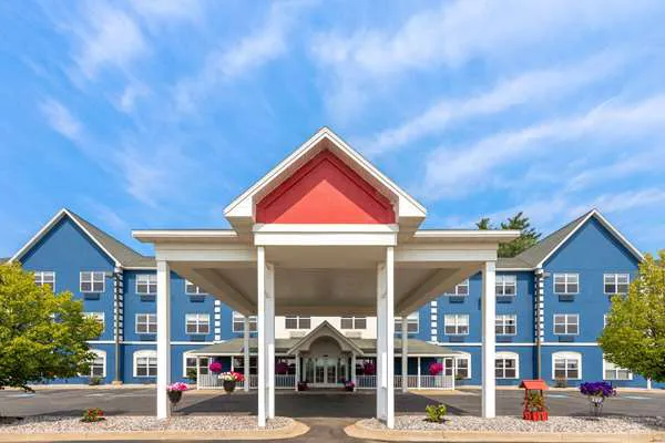 AmericInn by Wyndham Iron Mountain 4
