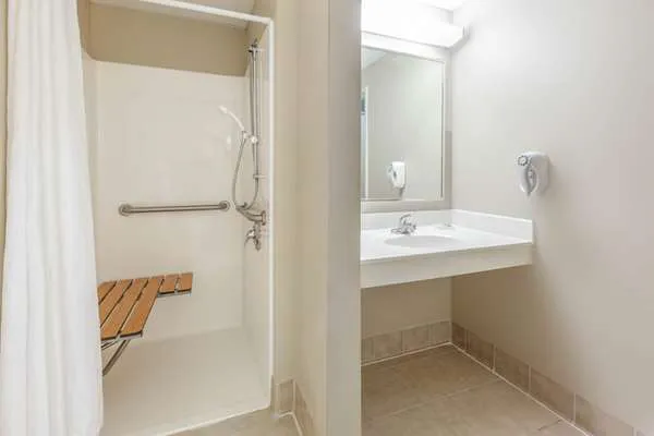 AmericInn by Wyndham Iron Mountain 4