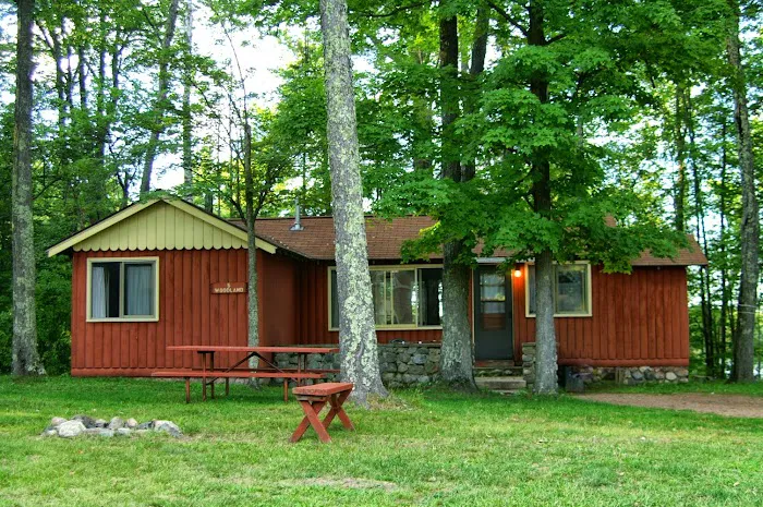 Holiday Acres Resort on Lake Thompson 4