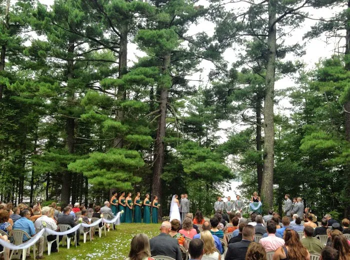 Holiday Acres Resort on Lake Thompson 4